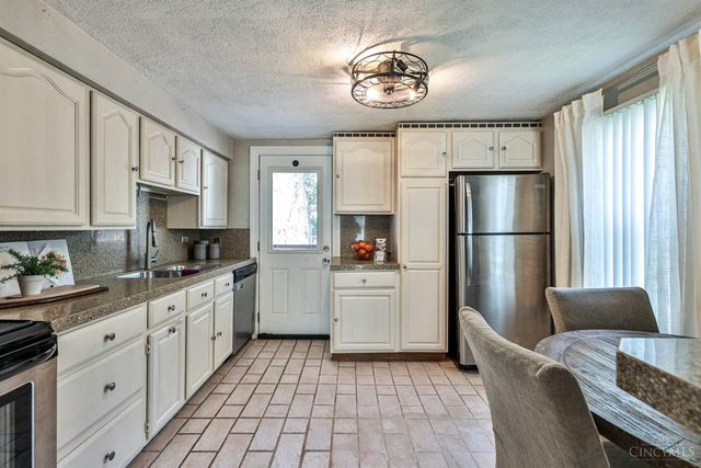 9001 Cherry Street, Blue Ash, OH 45242