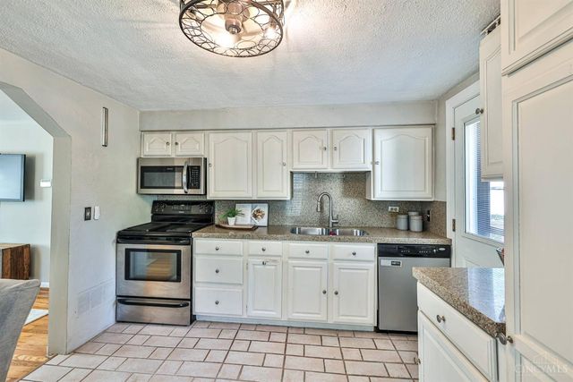 9001 Cherry Street, Blue Ash, OH 45242