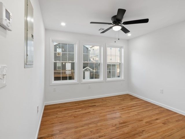 24 Saint James Street 1, Providence, RI 02907