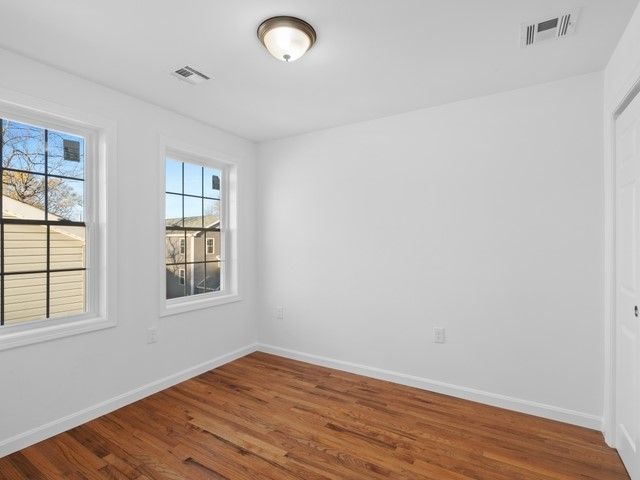 24 Saint James Street 1, Providence, RI 02907