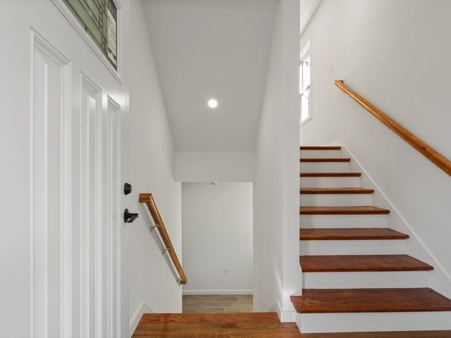 24 Saint James Street 1, Providence, RI 02907