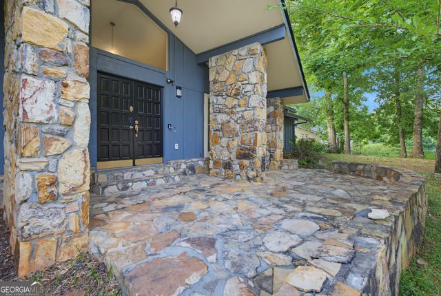 2544 Highland Drive SE, Conyers, GA 30013