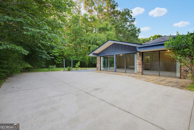 2544 Highland Drive SE, Conyers, GA 30013