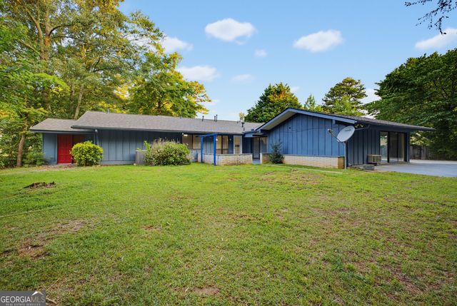 2544 Highland Drive SE, Conyers, GA 30013