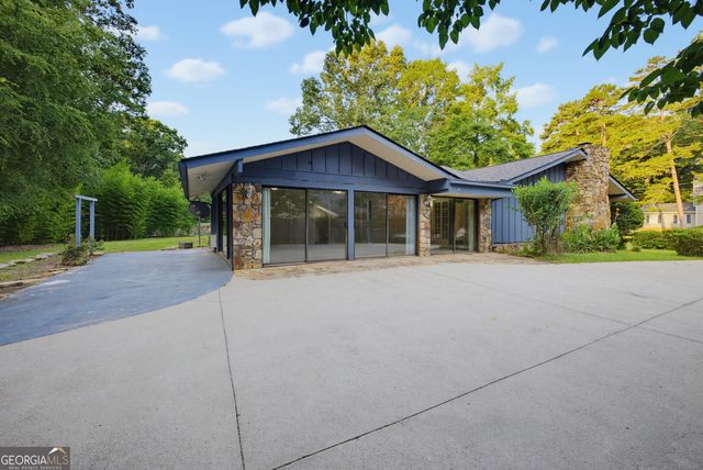 2544 Highland Drive SE, Conyers, GA 30013