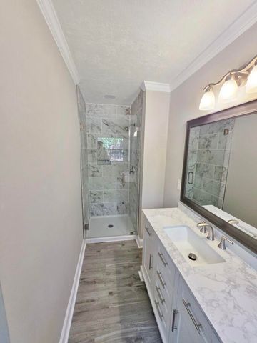 310 Bunch Ford Road, Holly Hill, SC 29059