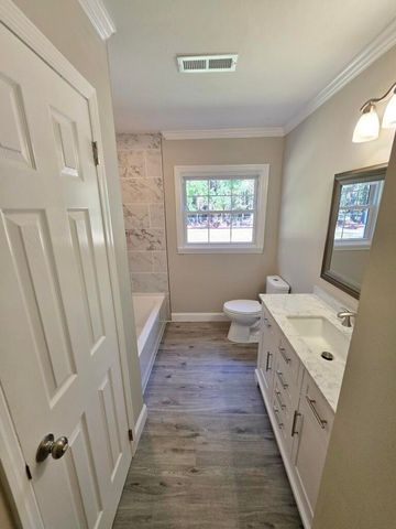 310 Bunch Ford Road, Holly Hill, SC 29059