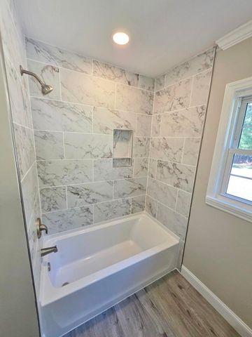 310 Bunch Ford Road, Holly Hill, SC 29059