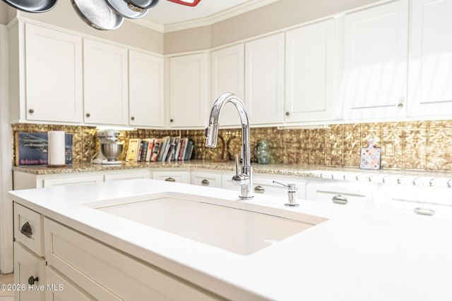 105 Canterbury Road, Southern Pines, NC 28387