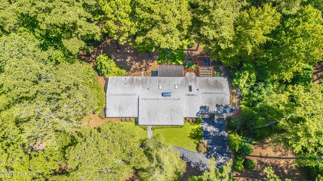 105 Canterbury Road, Southern Pines, NC 28387
