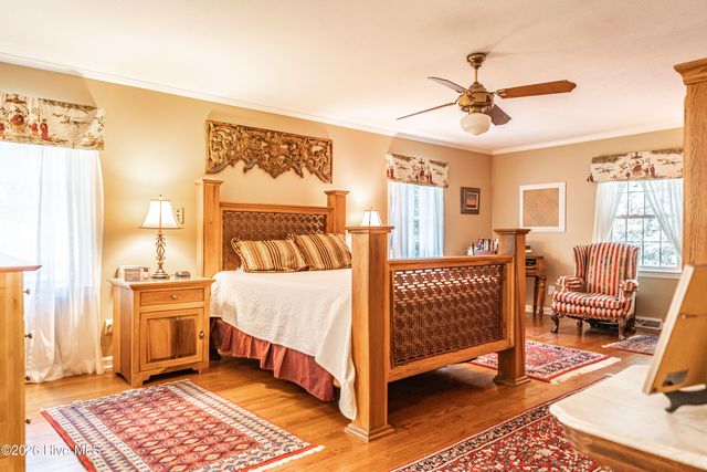 105 Canterbury Road, Southern Pines, NC 28387