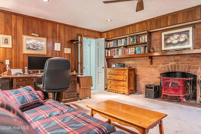 105 Canterbury Road, Southern Pines, NC 28387