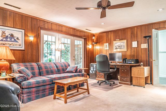 105 Canterbury Road, Southern Pines, NC 28387