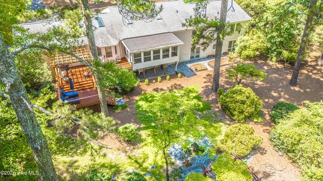 105 Canterbury Road, Southern Pines, NC 28387