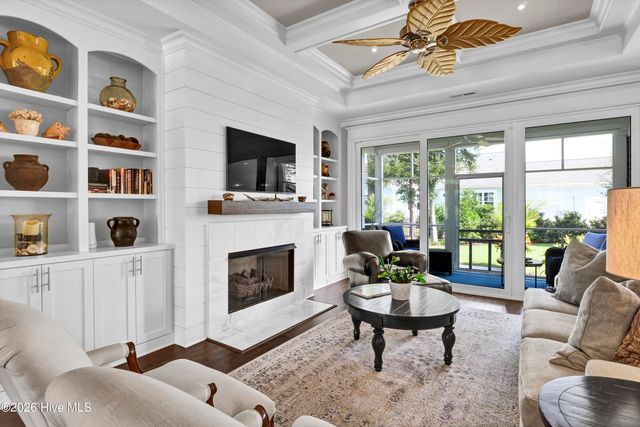 220 Sand Dollar Lane, Southport, NC 28461