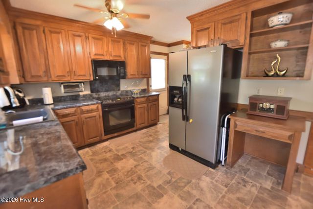 4000 Crosswinds Drive, Rocky Mount, NC 27803