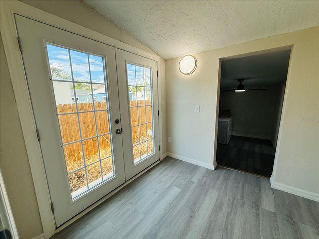 4010 MIRAMAR WAY S, St Petersburg, FL 33705