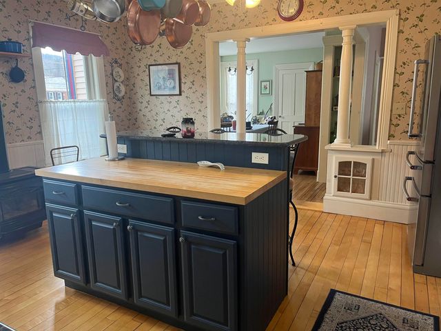 24 School Street, Rockingham, VT 05101