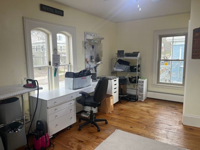 24 School Street, Rockingham, VT 05101