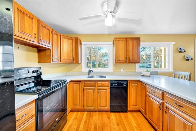 70 Westchester St, Lowell, MA 01851