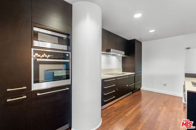 6250 Hollywood Boulevard 4E, Los Angeles, CA 90028