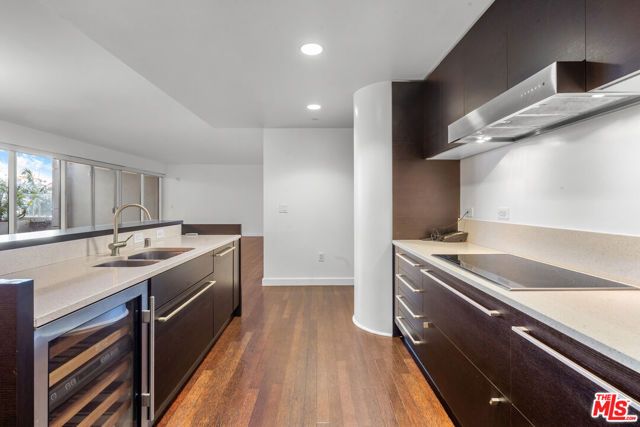 6250 Hollywood Boulevard 4E, Los Angeles, CA 90028