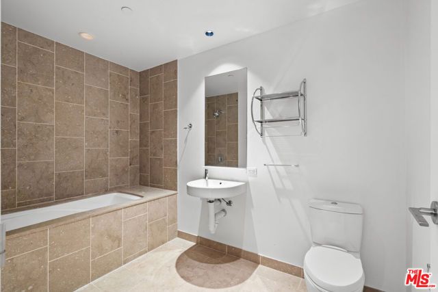 6250 Hollywood Boulevard 4E, Los Angeles, CA 90028