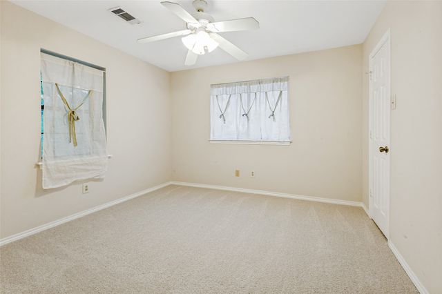 2926 Roaring Springs Road, Grapevine, TX 76051