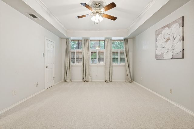 2926 Roaring Springs Road, Grapevine, TX 76051