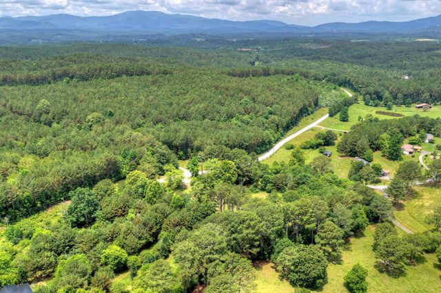 526 Airport Road, Copperhill, TN 37317