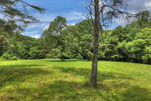526 Airport Road, Copperhill, TN 37317