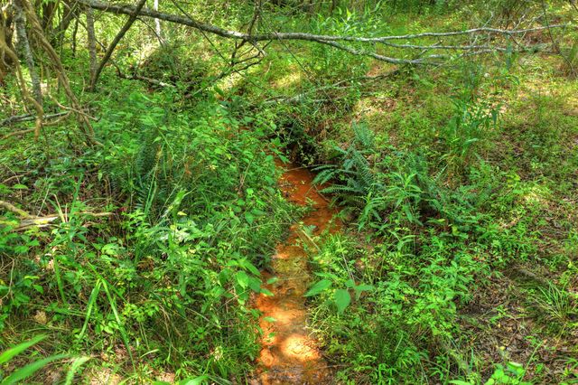 526 Airport Road, Copperhill, TN 37317