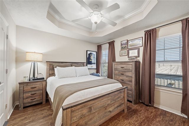 1000 Spring Loop 1207, College Station, TX 77840