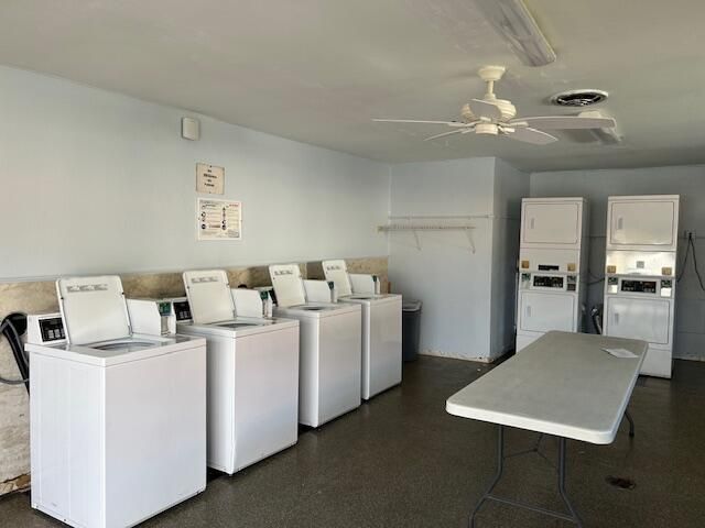 145 Lake Evelyn Drive, West Palm Beach, FL 33411