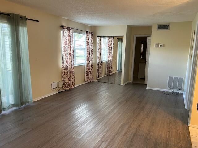 145 Lake Evelyn Drive, West Palm Beach, FL 33411