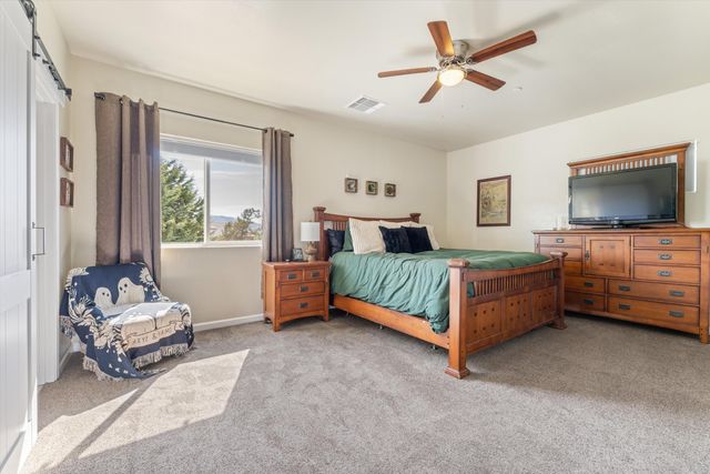 22612 Mariposa Road, Tehachapi, CA 93561