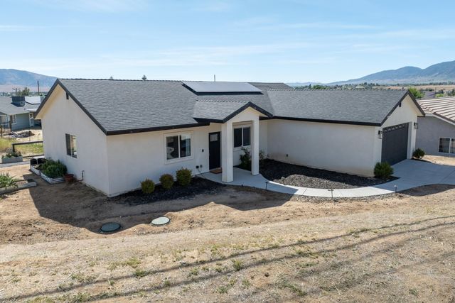 22612 Mariposa Road, Tehachapi, CA 93561