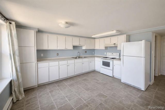 3132 Merwin Road, Lapeer, MI 48446