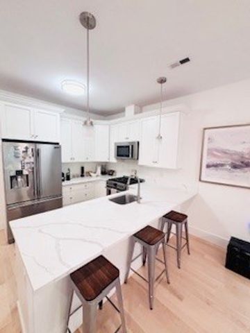 254 Spencer Ave 4, Chelsea, MA 02150