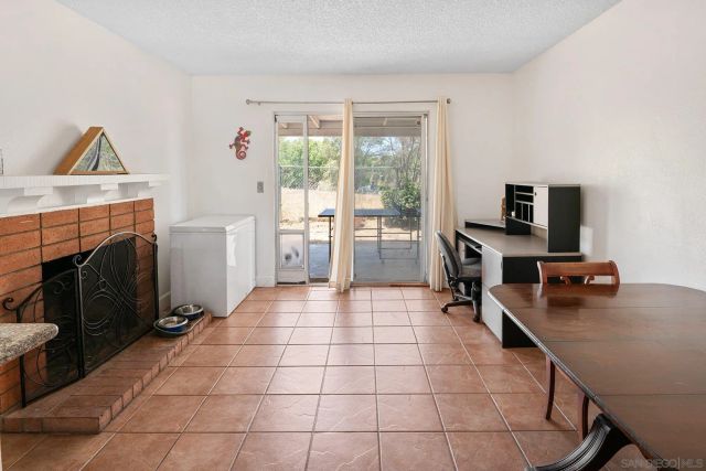 3521 Strawberry Place, Oceanside, CA 92056