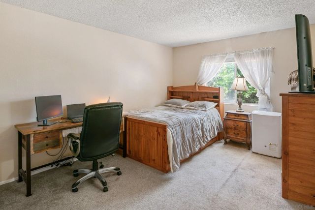 3521 Strawberry Place, Oceanside, CA 92056