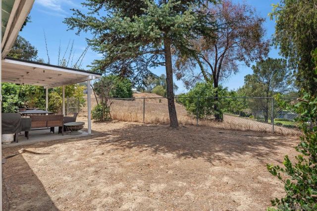 3521 Strawberry Place, Oceanside, CA 92056