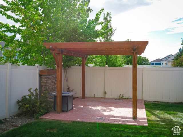 11381 S SKYLUX AVE, South Jordan, UT 84009