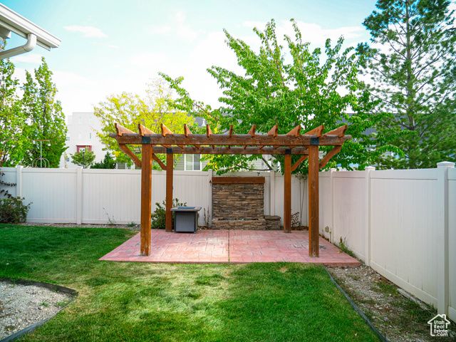 11381 S SKYLUX AVE, South Jordan, UT 84009