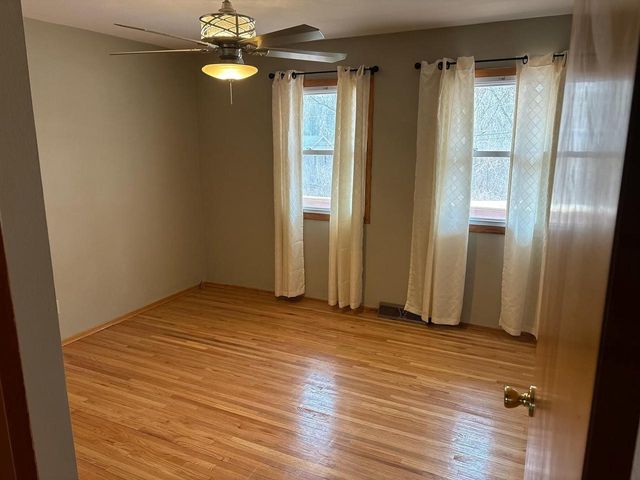 522 Burlington AVENUE, Twin Lakes, WI 53181