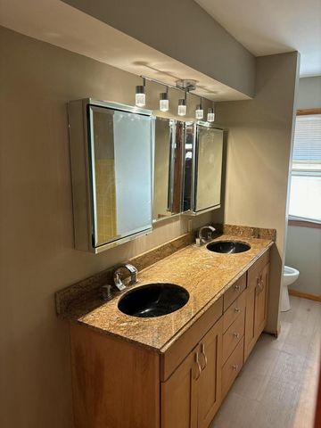 522 Burlington AVENUE, Twin Lakes, WI 53181