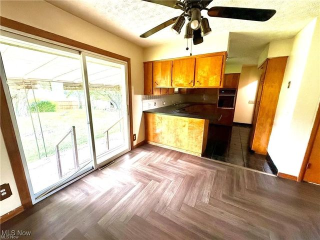 3241 State Route 43, Mogadore, OH 44260