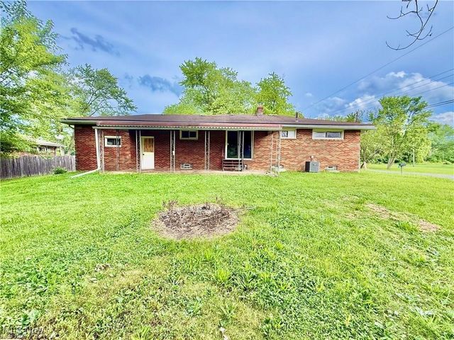 3241 State Route 43, Mogadore, OH 44260