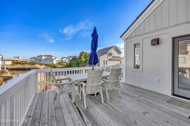 305 S Bald Head Wynd 10, Bald Head Island, NC 28461