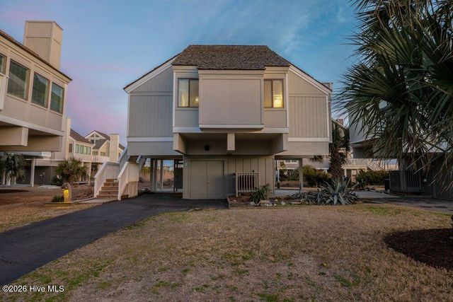305 S Bald Head Wynd 10, Bald Head Island, NC 28461